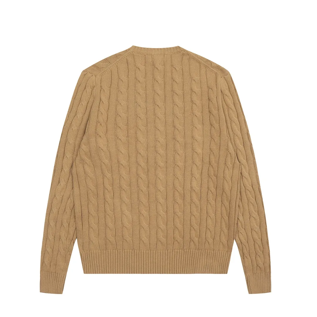 P220 Top quality" Style number: DS012# (not off the shelves all year round) [Ralph Lauren round neck solid color pony embroidered logo twist knitted sweater] ✅Ralph Lauren Ralph Lauren classic basic versatile unisex knitted pullover round neck sweater ✅Main supplier platform live broadcast Wholesale entity Replenish when out of stock Not off the shelf ✅ZP quality 1:1 version Scan the code to enter the GF website Counter quality ✅Detailed quality is the only one in Guangzhou Imported quality cotton yarn, focusing on high-end, cost-effective, good quality needless to say ✅The version is restored to the original order, the maximum size can be worn up to 190 pounds, loose, comfortable and stress-free ✅The upper body is simple and easy to match, ootd must-have style, good-looking clothes are never picky, a must-have in couples' wardrobes.
